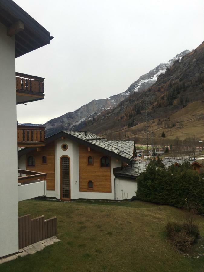 Holiday 87 Leukerbad Kültér fotó
